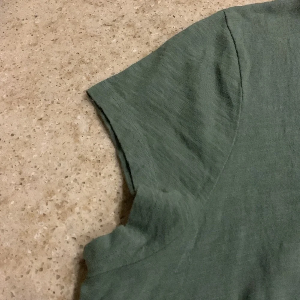 Eileen Fisher Organic Cotton Tee, Big Boxy Fit
Size XXS - Picture 4 of 5